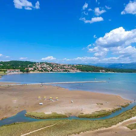 Pintadesol By Interhome Apartamento Čižići