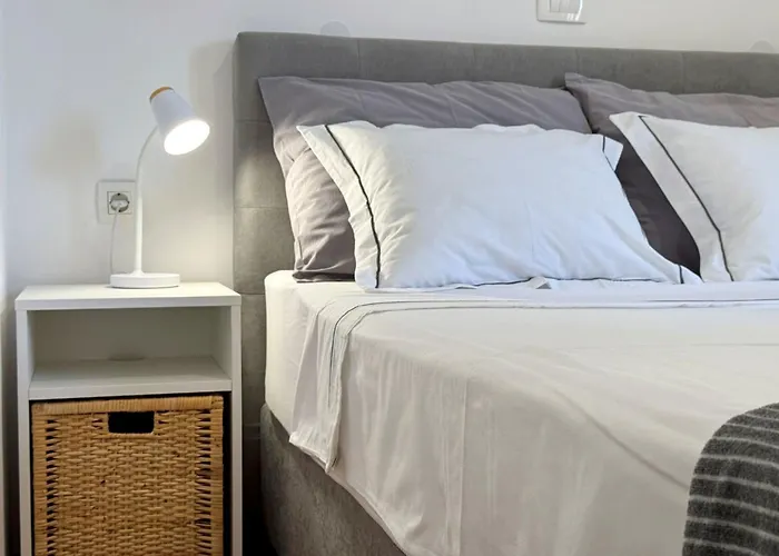 Pintadesol By Interhome * Čižići