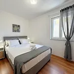 Apartament Pintadesol By Interhome