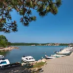 Pintadesol By Interhome Apartament